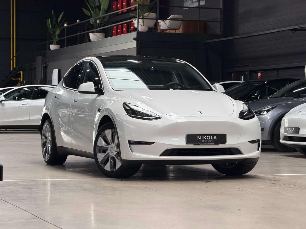 Tesla Model Y LONG RANGE - ALL WHEEL DRIVE - AUTOPILOT - TOW, Autos, 378 kW, Entreprise, Noir, 5 portes