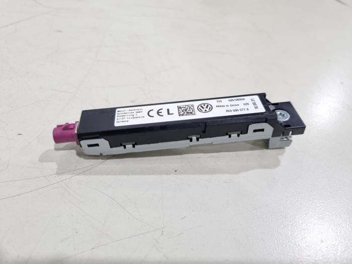 Antenne amplificateur d'un Volkswagen Polo, Volkswagen, -, 3 mois de garantie, Utilisé