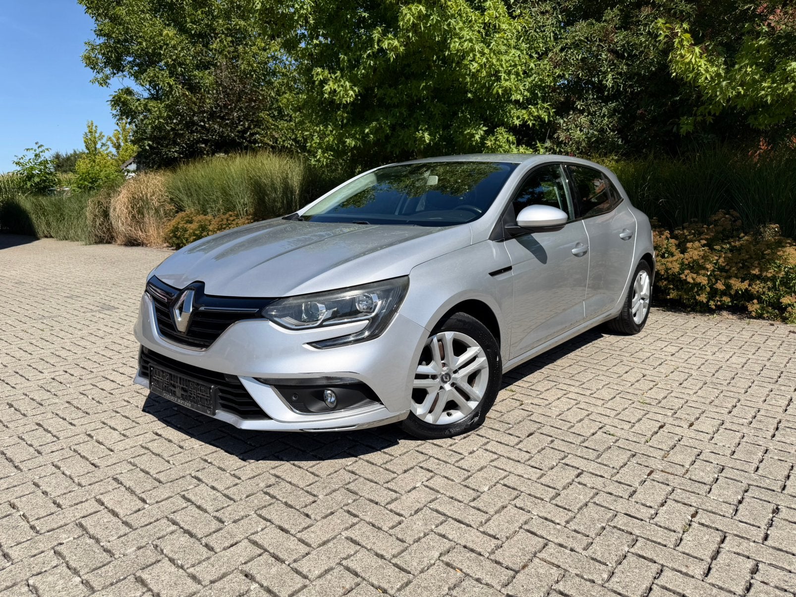 Renault Megane 1.2i - 2016/091.000km/Euro 6 - Manueel, Auto's, Bluetooth, Stof, Euro 6, Bedrijf