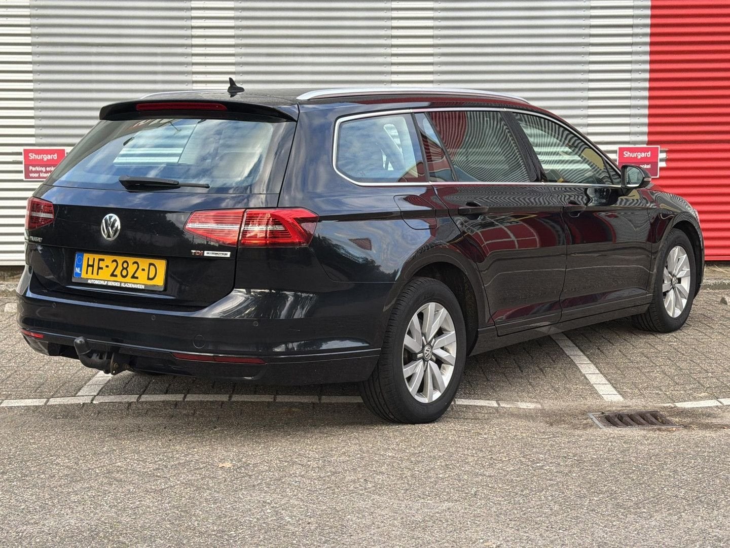 Volkswagen Passat Variant 1.6 TDI Business Edition | Cruise, Auto's, Zwart, Zwart, Bedrijf, Passat