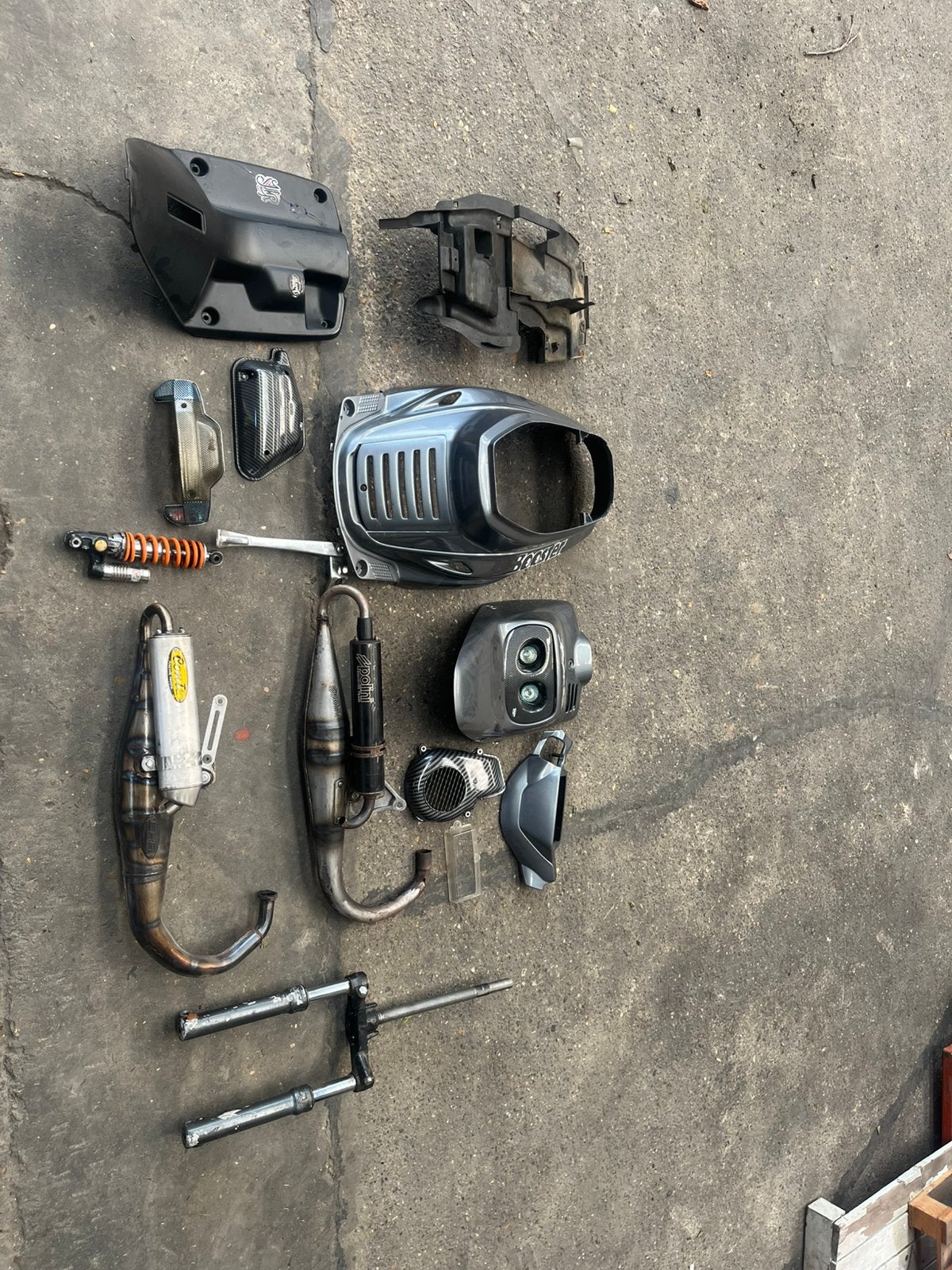 Lot mbk booster onderdelen, Fietsen en Brommers, Ophalen, Zo goed als nieuw, Kap