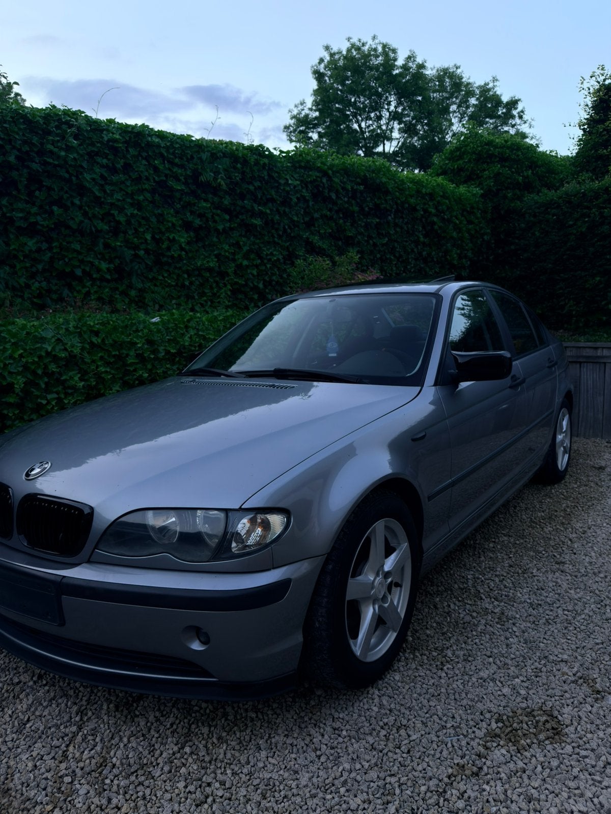 Bmw e46 316i, Auto's, BMW, Particulier, 3 Reeks, Benzine, Berline, 5 deurs, Handgeschakeld, Zilver of Grijs, Grijs, Alcantara