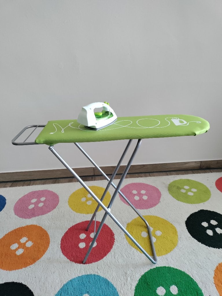 Strijkplankje + strijkijzer, Ophalen, Zo goed als nieuw, Jongen of Meisje