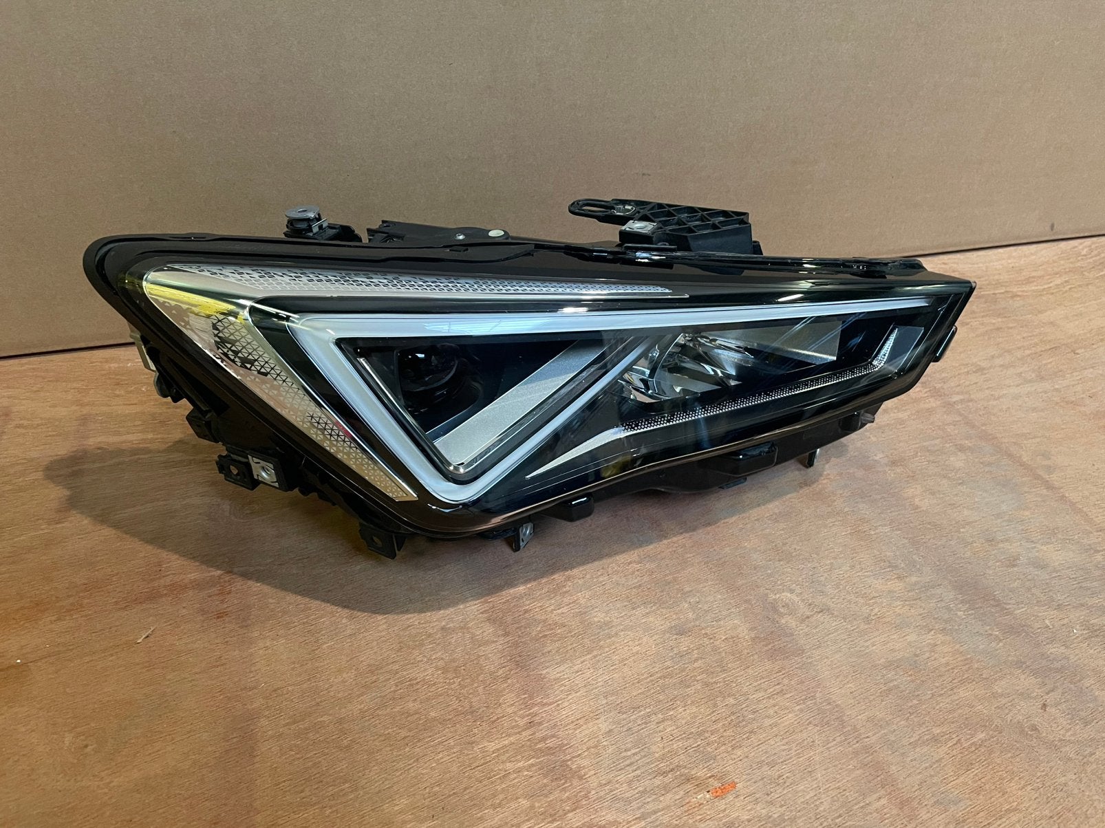 PHARES SEAT LEON 5FB941007J / 5FB941008J - ORIGINAUX, Enlèvement ou Envoi, Utilisé, Seat