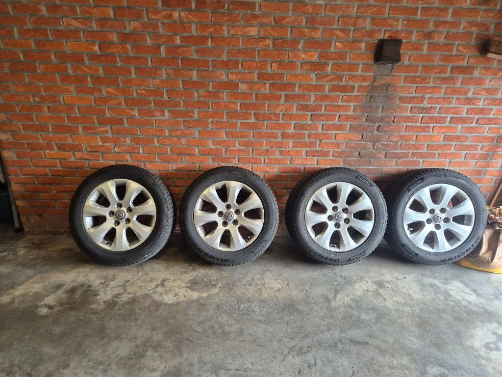 Velgen en banden opel insignia, Ophalen, Banden en Velgen, Nieuw, 17 inch