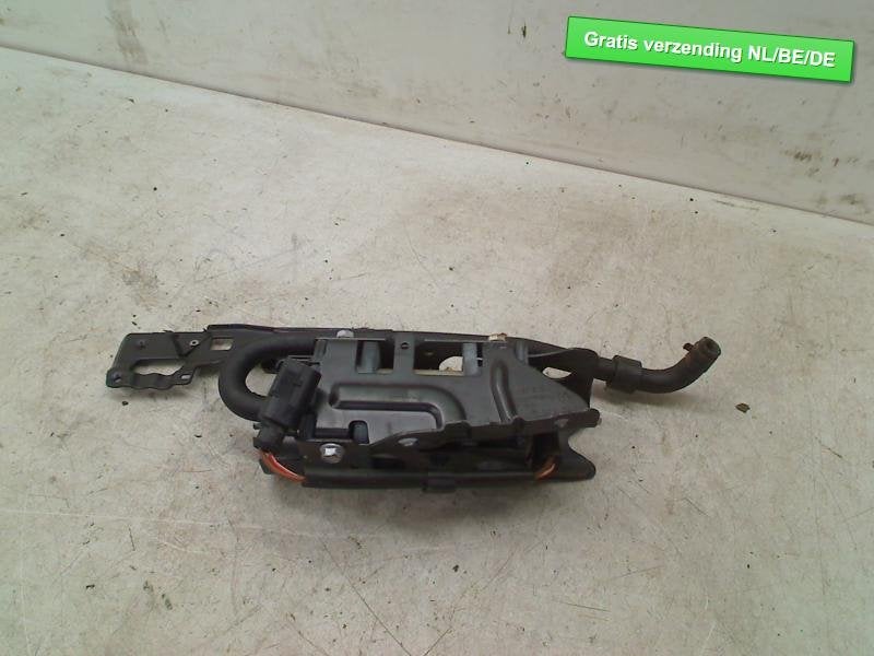 BRANDSTOFPOMP Volkswagen Golf VI (5K1) (1K0127023M), Auto-onderdelen, Gebruikt, Volkswagen, Volkswagen AG, Kundenbetreuung@volkswagen.de