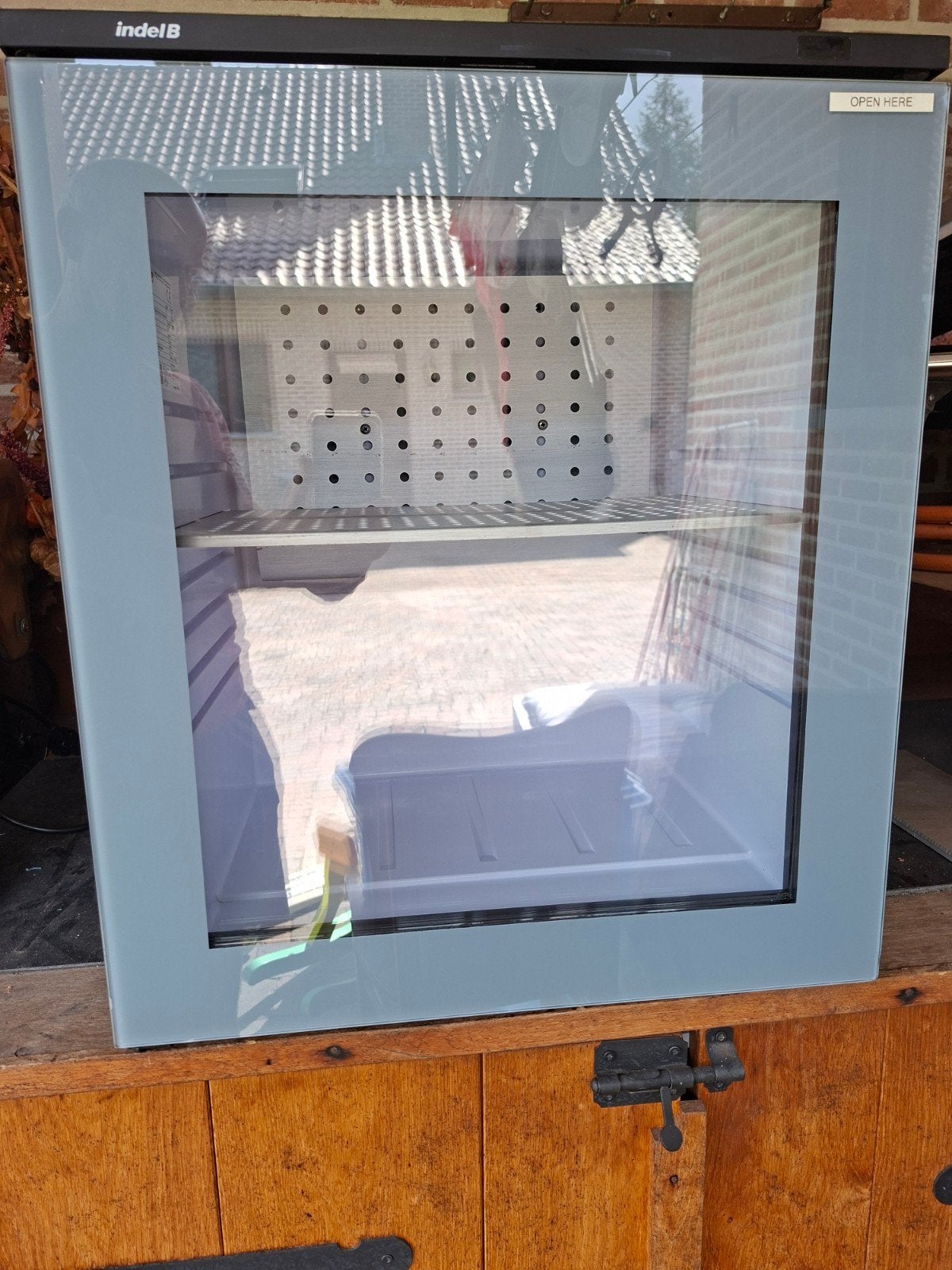 koelkast met glazen deur hotelkoelkast
60 liter compressor m, Enlèvement
