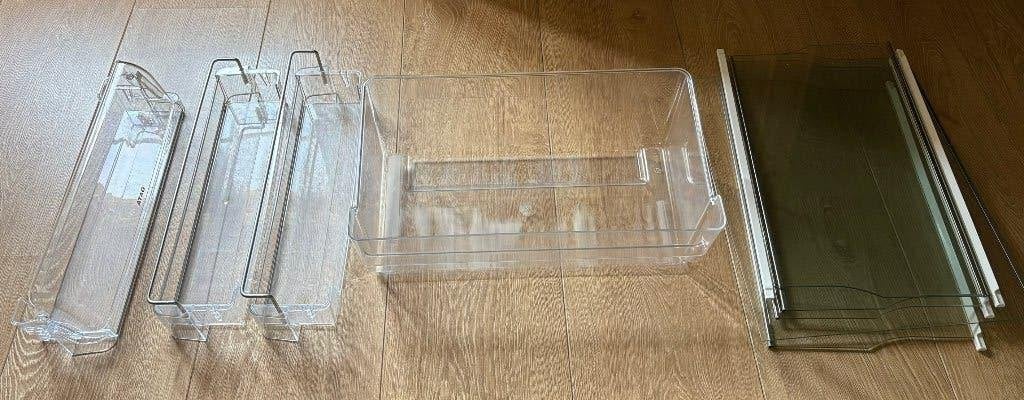 Lades,schappen,deurvakken koelkast Atag - GRATIS, Ophalen, Gebruikt