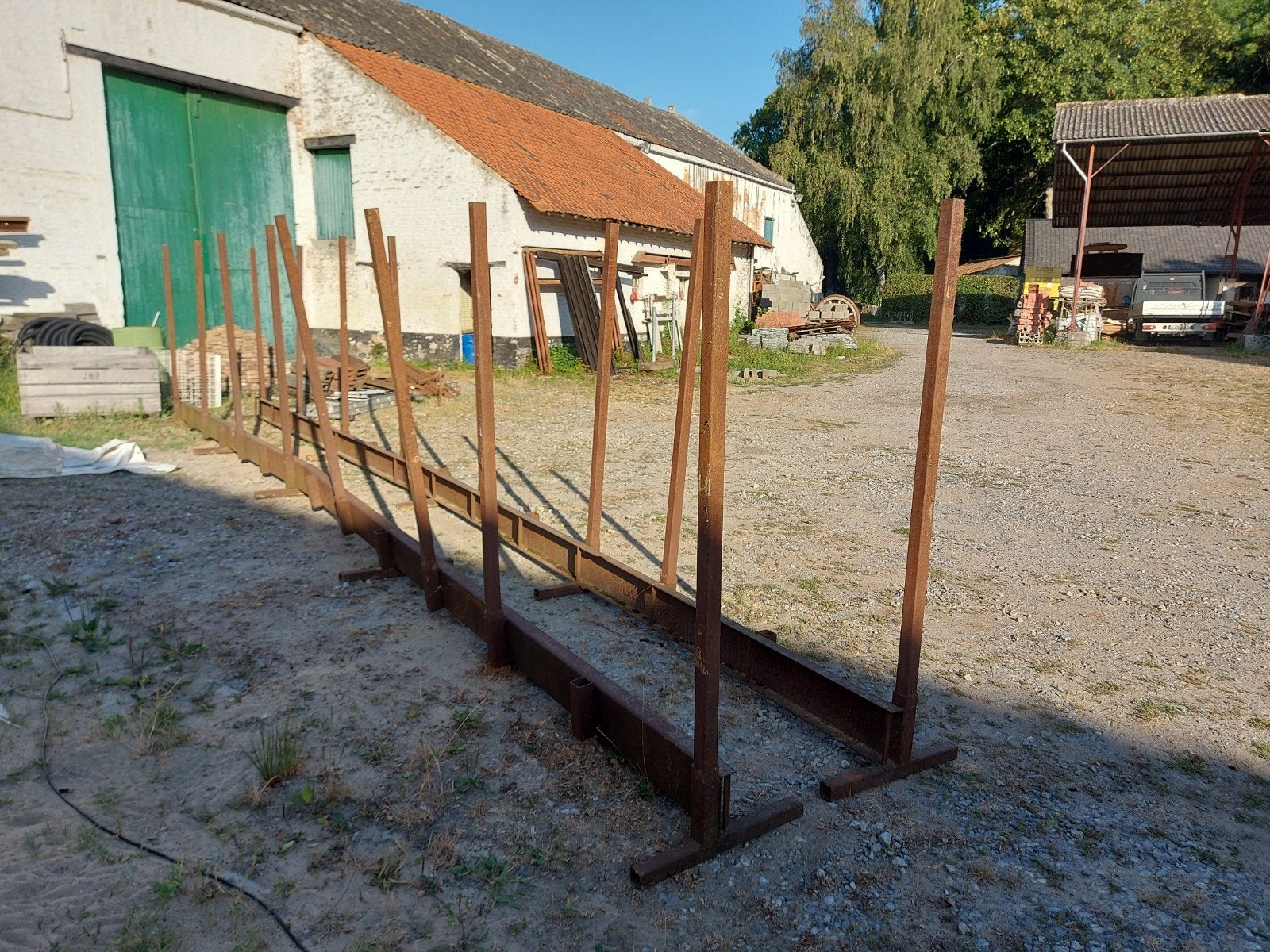 Opslag/Constructie om palen of andere lengsel op te sorteren, Ophalen