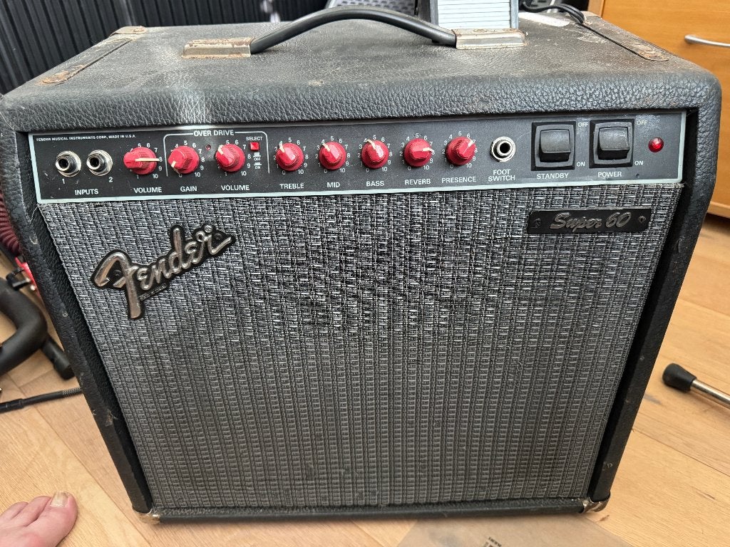 Fender Super 60 All-Tube Combo – Krachtige 60W Buizengeluid, Enlèvement, Utilisé, Guitare, 50 à 100 watts