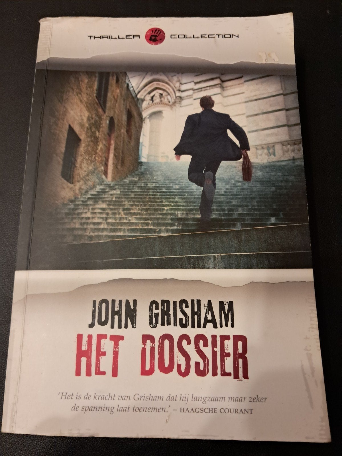 John Grisham - Het dossier, Ophalen of Verzenden, John Grisham