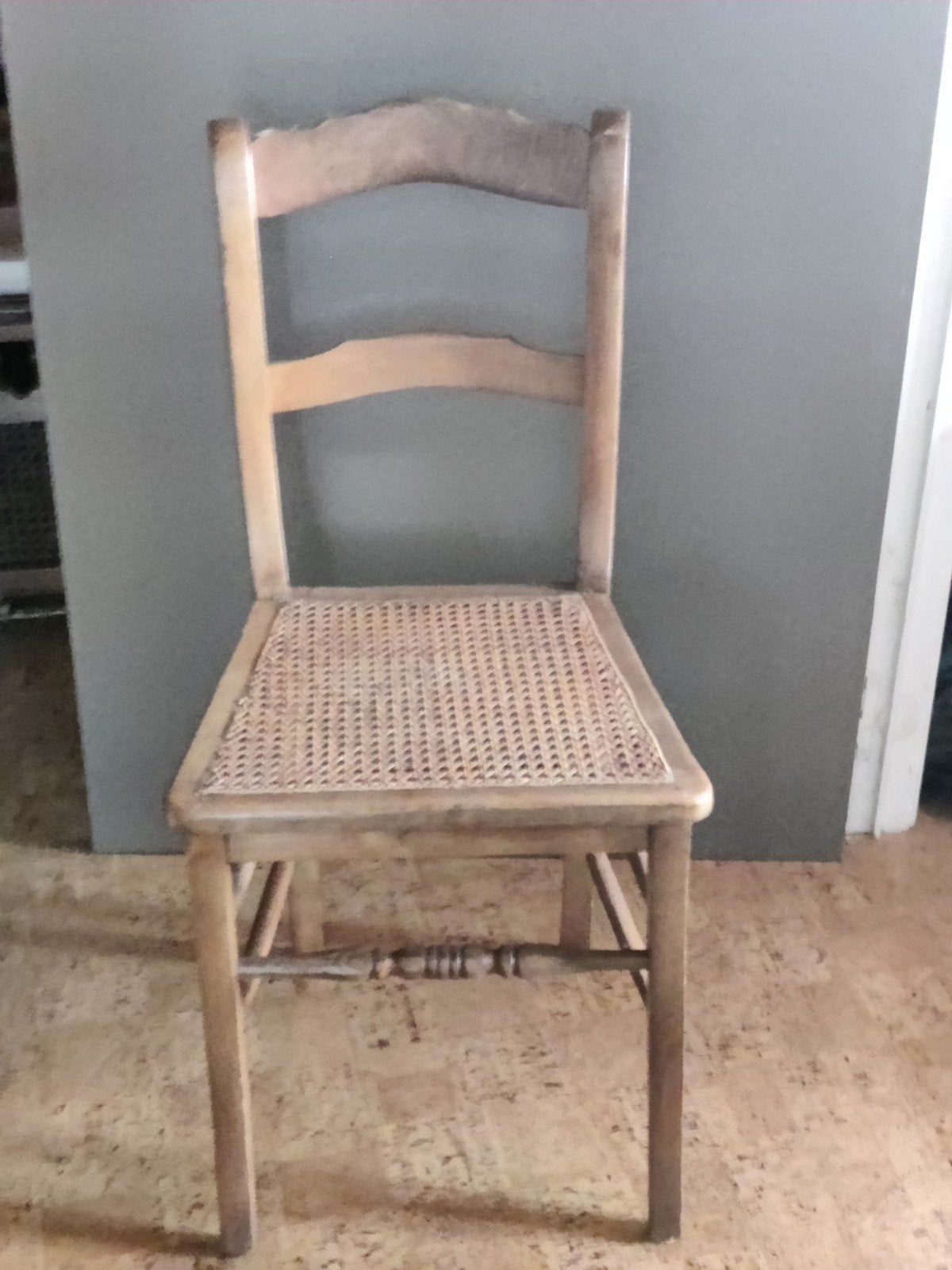 4 stoelen met rieten zitting, Ophalen