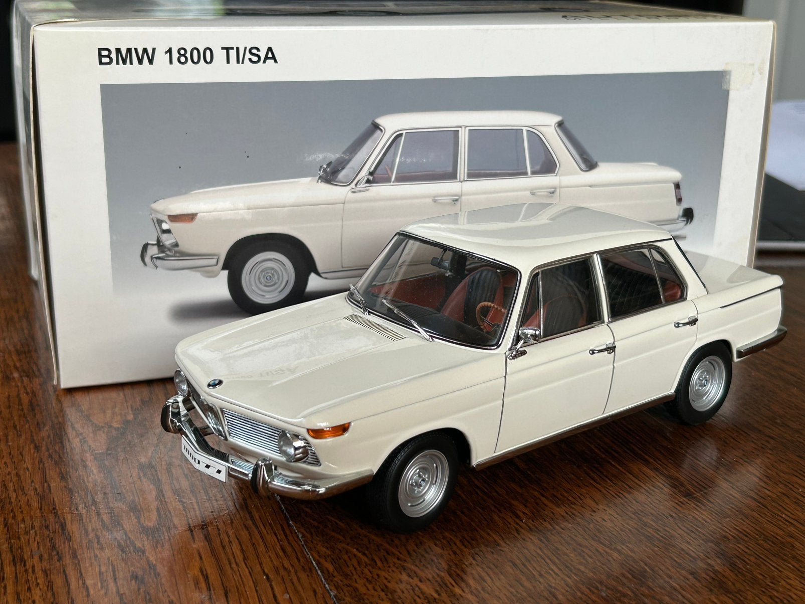 AUTOart 1:18 BMW 1800 TI/SA, Hobby & Loisirs créatifs, Voitures miniatures | 1:18, Comme neuf, Voiture, Autoart, Enlèvement ou Envoi