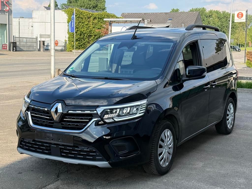 Renault Kangoo 1.3i 2023. 27,462 km 12 maanden garantie, Euro 6, Zwart, Dealer onderhouden, USB