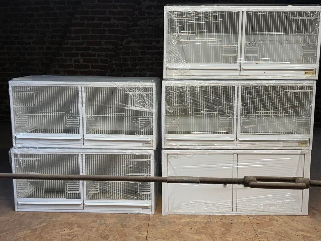 Kweekkooi aluminium Terenziani, Dieren en Toebehoren, Vogels | Hokken en Kooien, Gebruikt, Broedkooi of Kweekkooi, Aluminium, Ophalen