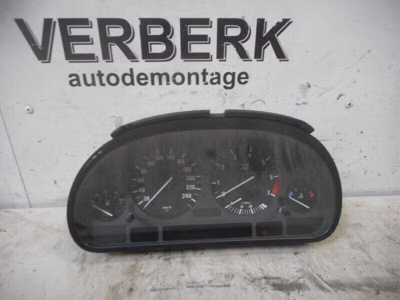 COCKPIT BMW 5 serie (E39) (01-1995/12-2004) (6211-8370082), Enlèvement ou Envoi, Utilisé, Petuelring 130 80809 München, DE, BMW