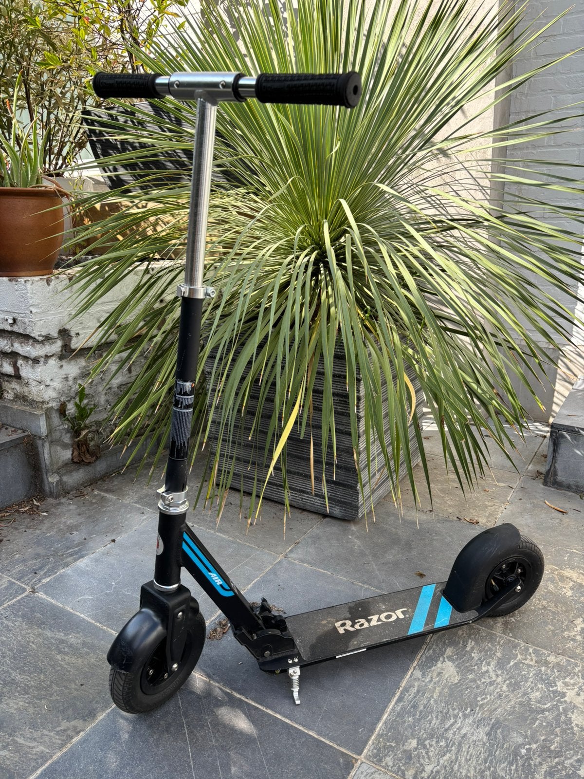 Razor air step - zwart ( exemplaar 1), Fietsen en Brommers, Steps, Ophalen, Gebruikt, Gewone step