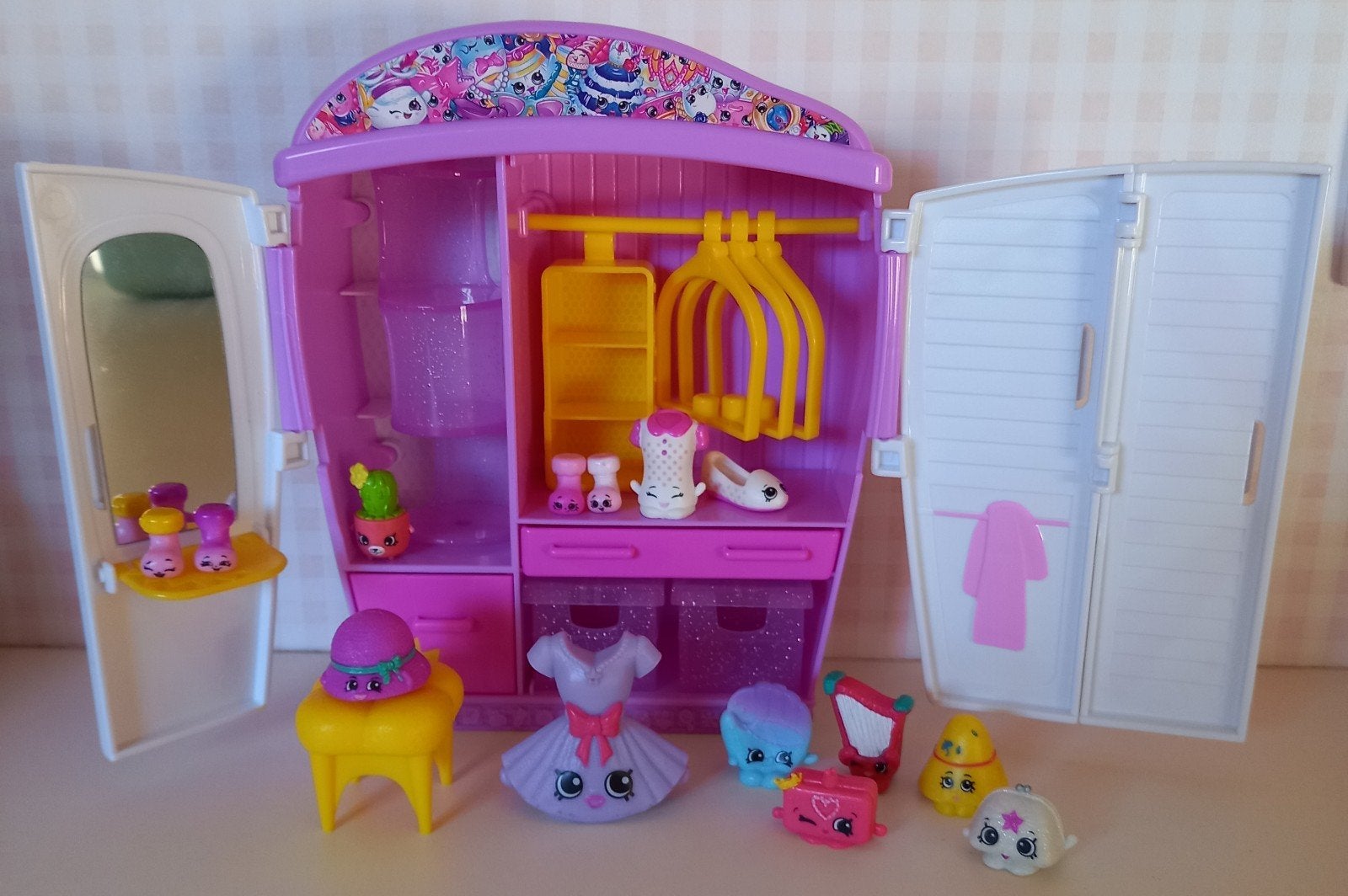 Shopkins Style Me Wardrobe complete set, Ophalen of Verzenden, Zo goed als nieuw, Ontdekken