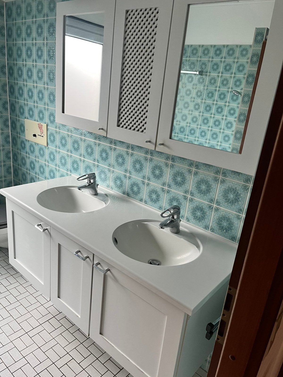 Vandaag op te halen!! Gratis badkamer kasten, Huis en Inrichting, Ophalen, Gebruikt