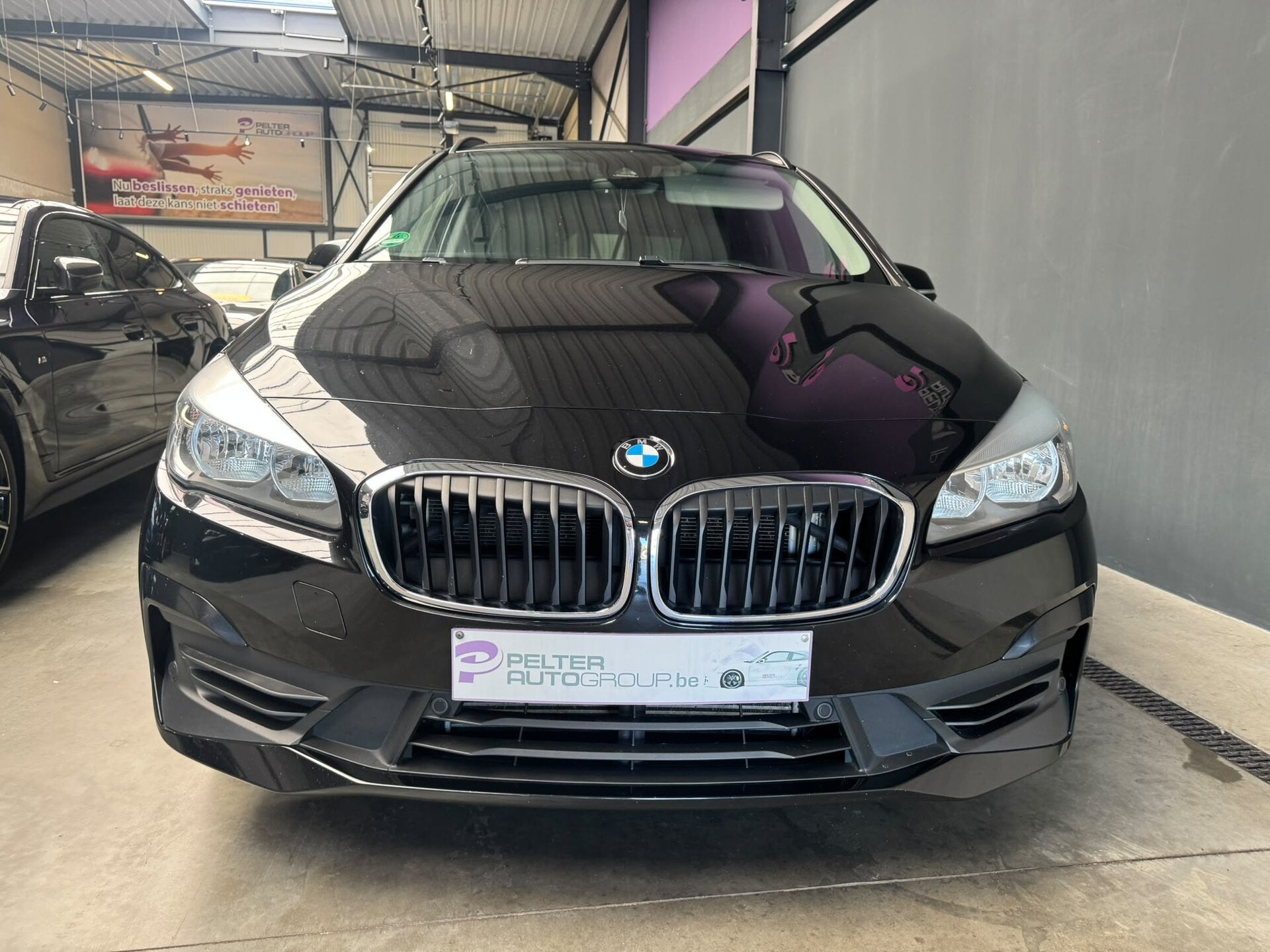 BMW 218 i Gran Tourer Automaat Leder GPS PDC Trekhaak, 2 Reeks, Zwart, Bedrijf, 5 zetels