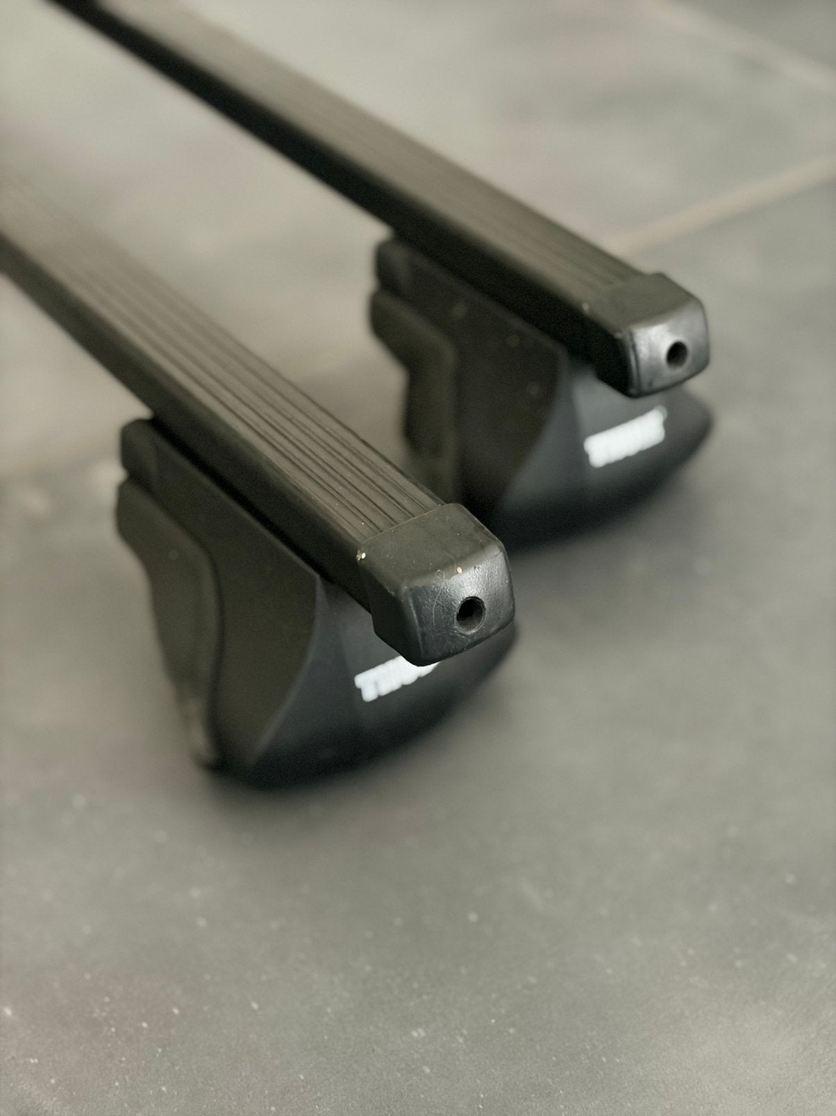 Barres de toit Thule WingBar Edge pour Volkswagen Tiguan, Auto diversen, Dakdragers, Gebruikt, Ophalen