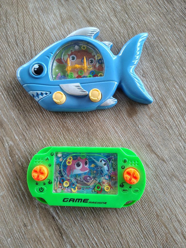 Spelletjes met water erin, Ophalen