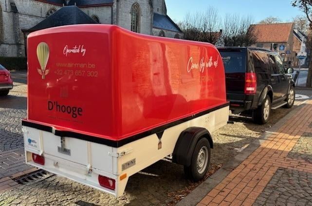 Aanhangwagen 'Twins' met polyester kap, Ophalen, Zo goed als nieuw