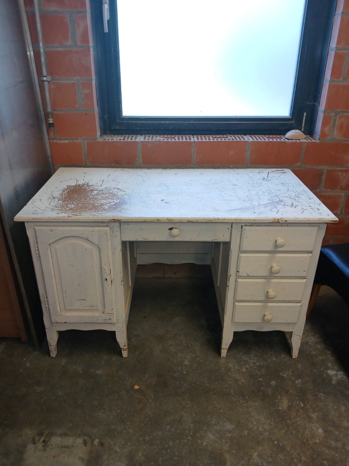 Bureau 125 x 65 x 76 cm., Huis en Inrichting, Ophalen