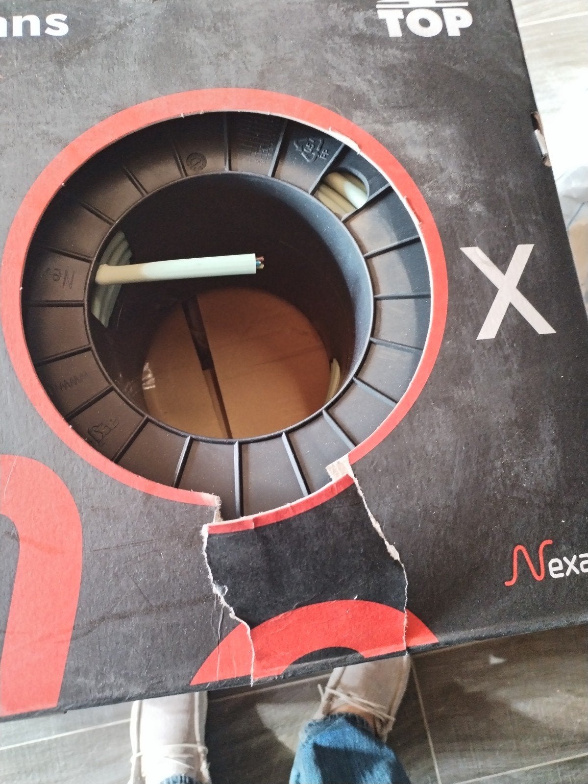 box 100m... xgb 3x2,5mm et 5 x 2.5mm, Bricolage & Construction, Enlèvement