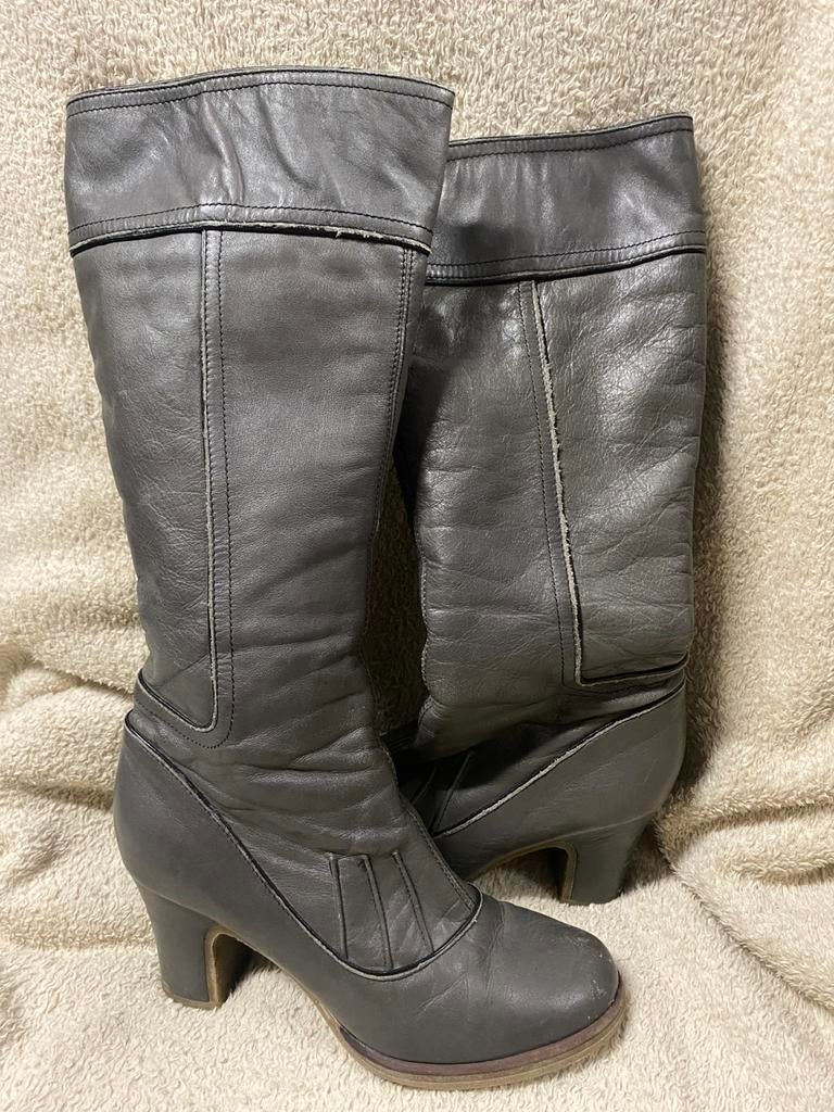 Vintage laarzen mt 37, Kleding | Dames, Hoge laarzen, Ophalen of Verzenden, Grijs, Gedragen
