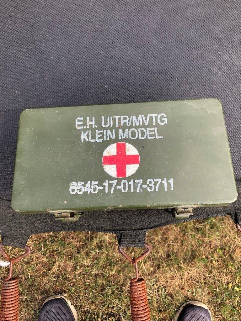 Militair leger verbandkistje autovoertuig, Enlèvement ou Envoi
