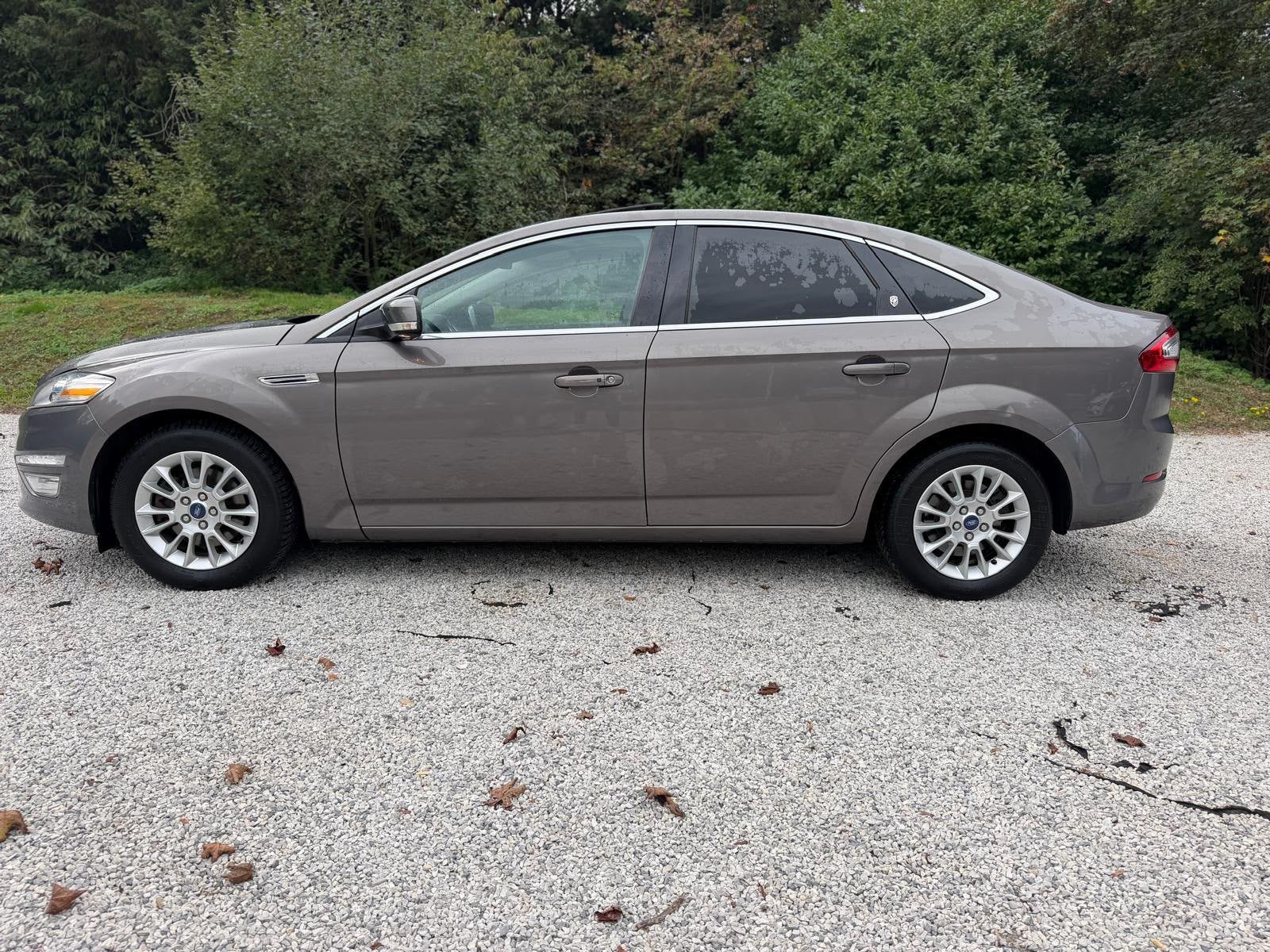 Ford  Mondeo  Ghia 2.0 diesel Automaat, Autos, Cuir, Achat, Ordinateur de bord, Entreprise