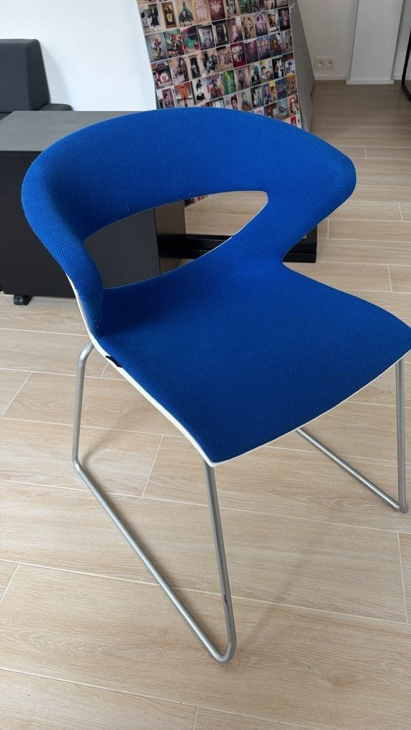 Chaises design bleue, Maison & Meubles, Enlèvement, Bleu, Métal, Cinq, Six Chaises ou plus