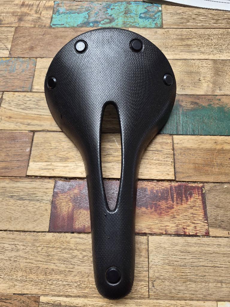 Brooks C17 zadel voor fiets, Fietsen en Brommers, Fietsonderdelen, Ophalen, Zo goed als nieuw, Zadel, Kunststof