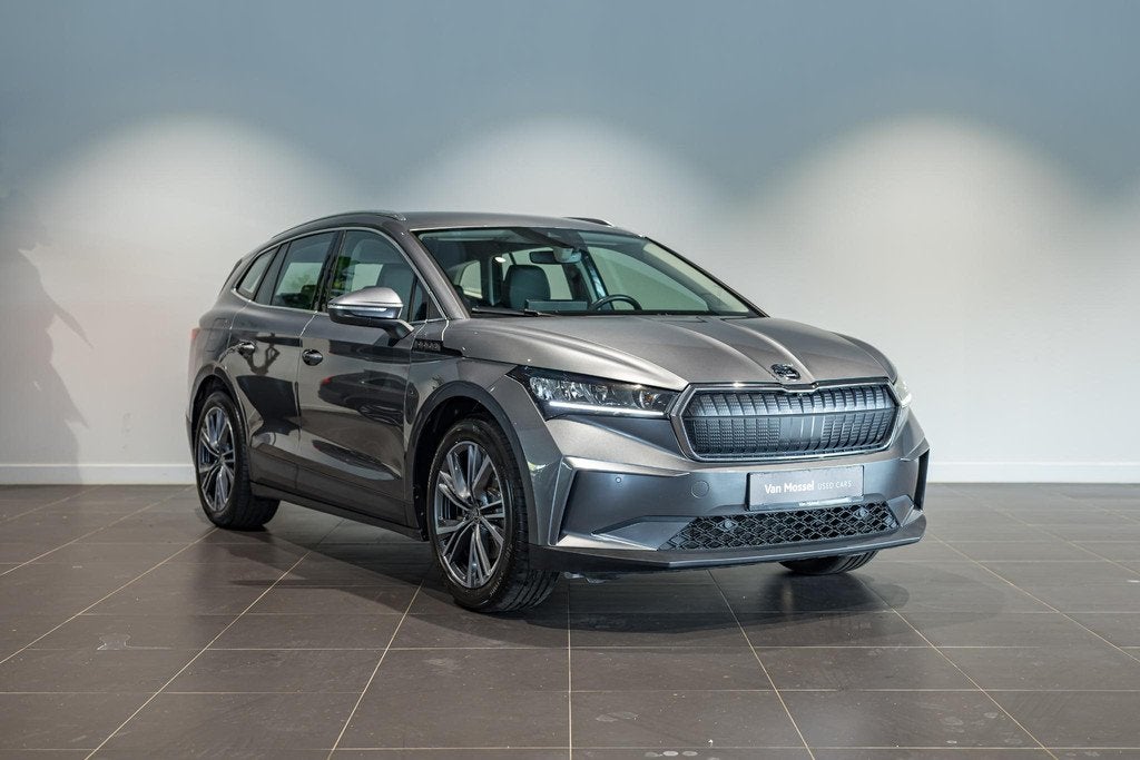 Skoda Enyaq iV 80 NAVI+LEDER+AUTO AIRCO+20 INCH, Autos, Skoda, Argent ou Gris, Achat, Euro 6, 5 portes