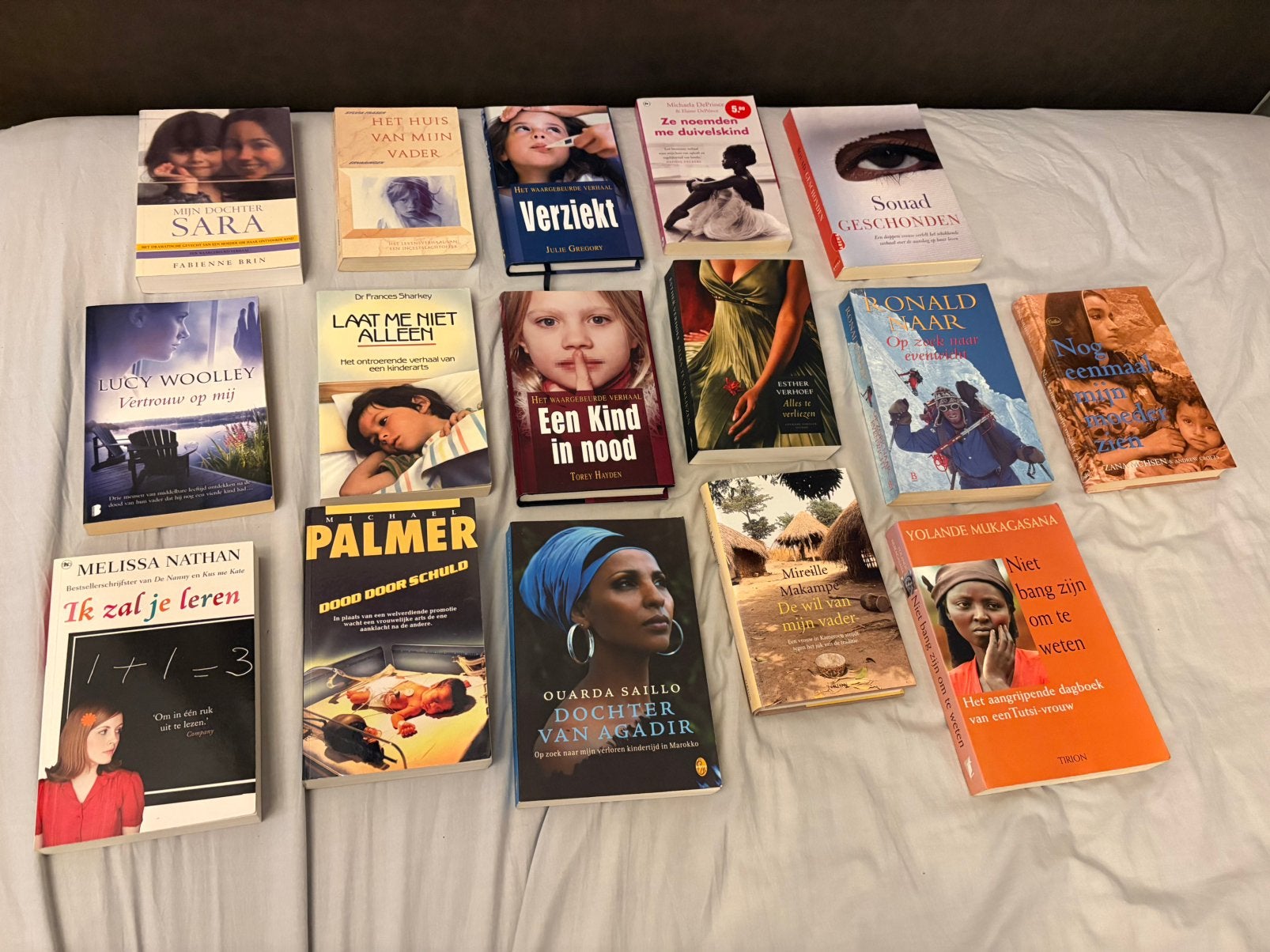 Lot boeken : waargebeurde verhalen ( 16 stuks ), Boeken, Ophalen of Verzenden, Zo goed als nieuw