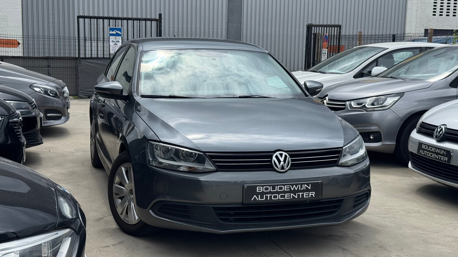 Volkswagen Jetta 2011 1.2Benzine 160.xxxkm/Airco,Sensor,Navi, Autos, Volkswagen, Argent ou Gris, Achat, Entreprise, Garantie prolongée