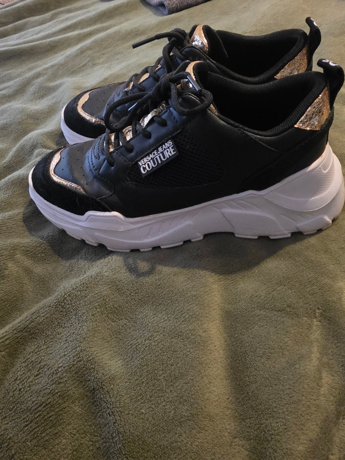 basket versace noir femme  p38, Sport en Fitness, Basketbal, Ophalen, Zo goed als nieuw, Schoenen