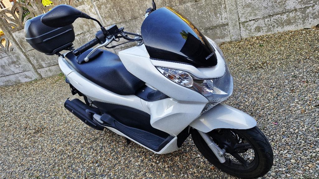 Honda PCX 125, Motos, Motos | Honda, Particulier, Scooter, 1 cylindre, Occasion, Occasion, Enlèvement