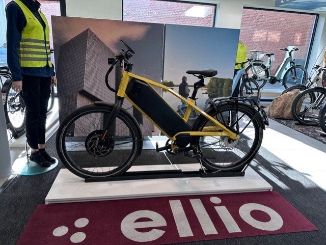 Ellio Max DEMO, Info@ebikeasse.be, Bierbeek, Ellio, Zo goed als nieuw