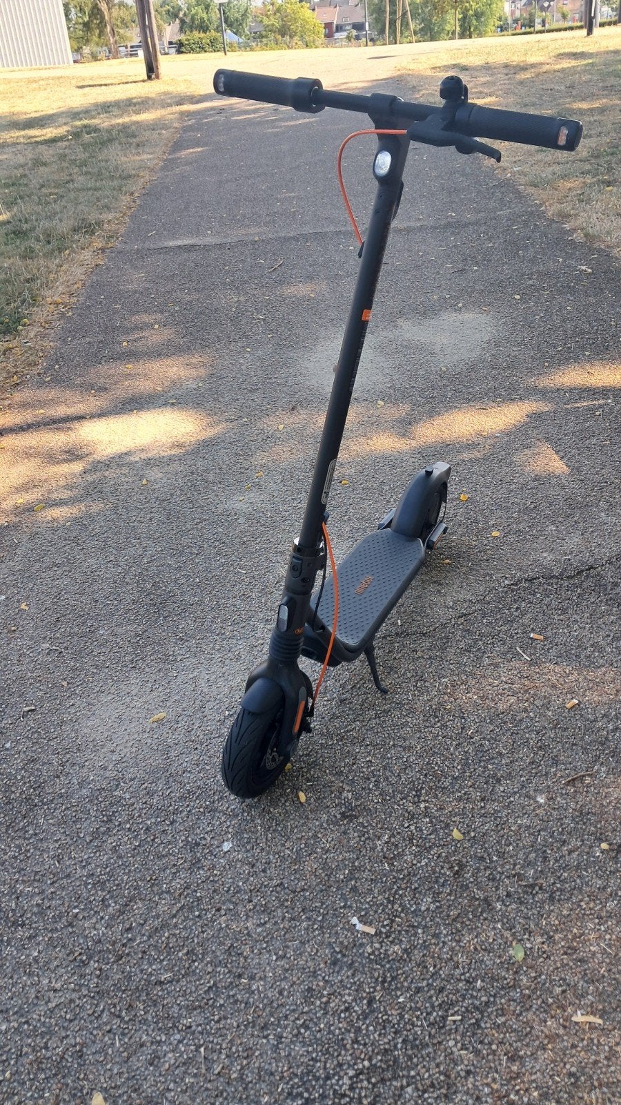 Ninebot kickscooter f2 pro, Enlèvement, Neuf, Step électrique (E-scooter), Segway ninebot
