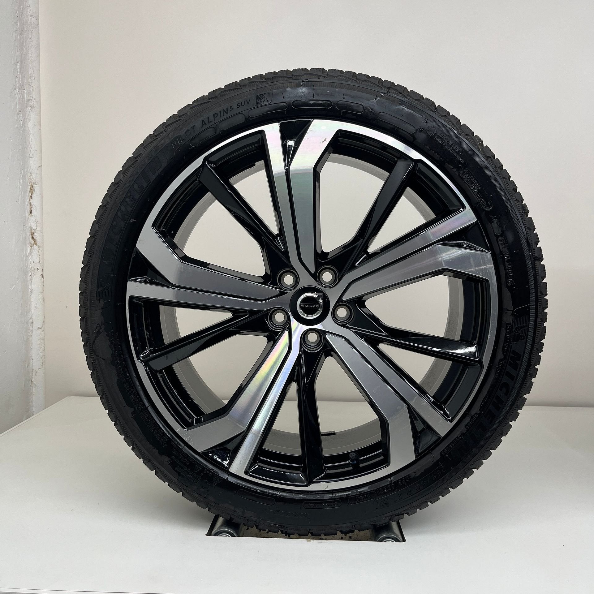 Volvo XC60 - 21 inch - winterbanden, Auto-onderdelen, Gebruikt, 255 mm, Banden en Velgen, Personenwagen
