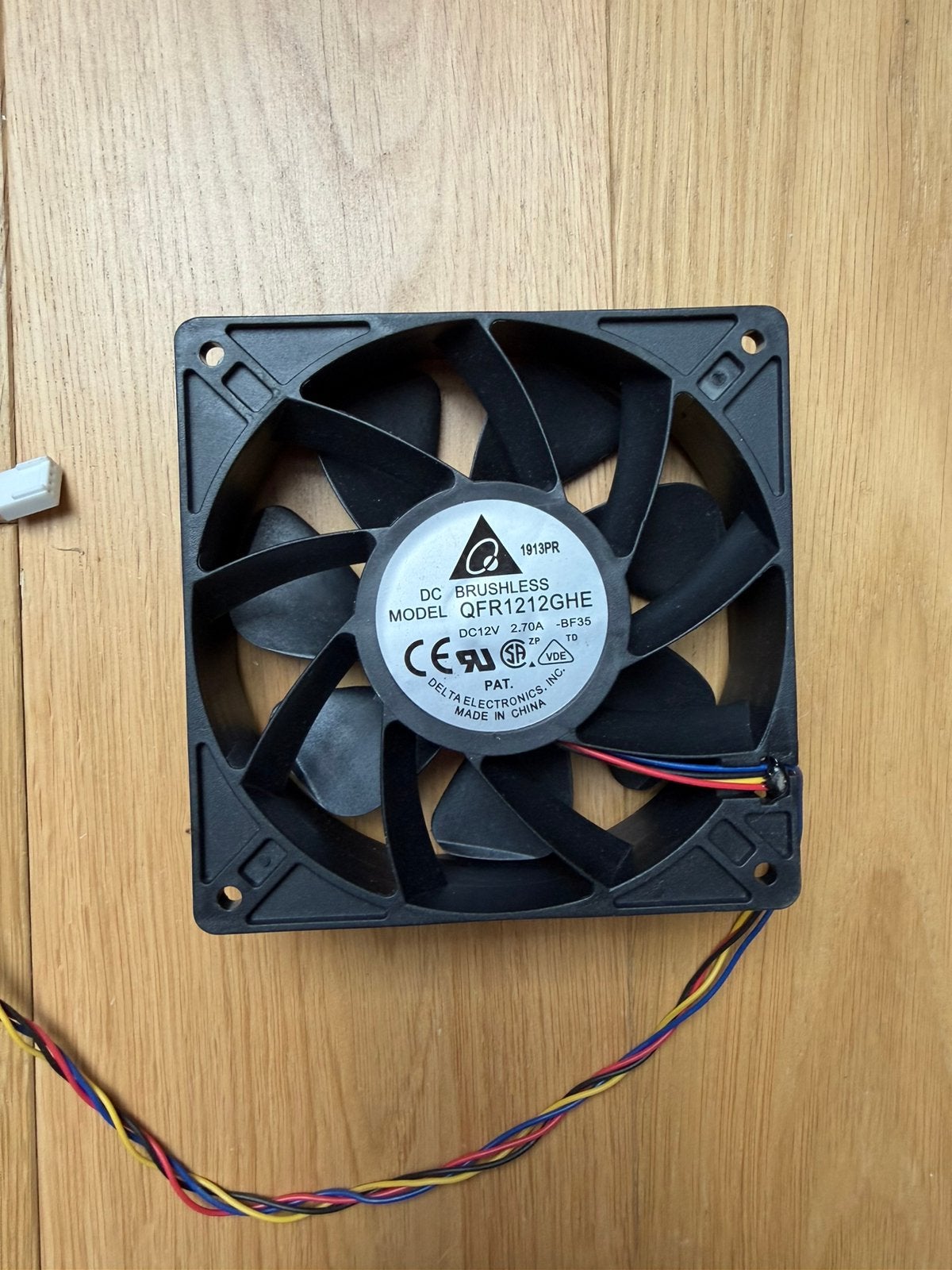 Delta Electronics QFR1212GHE ventilator — 120 mm — 12V, Ophalen of Verzenden, Zo goed als nieuw