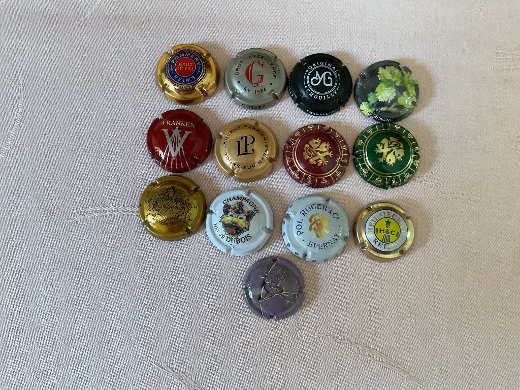13 champagnecapsules, Verzamelen, Ophalen