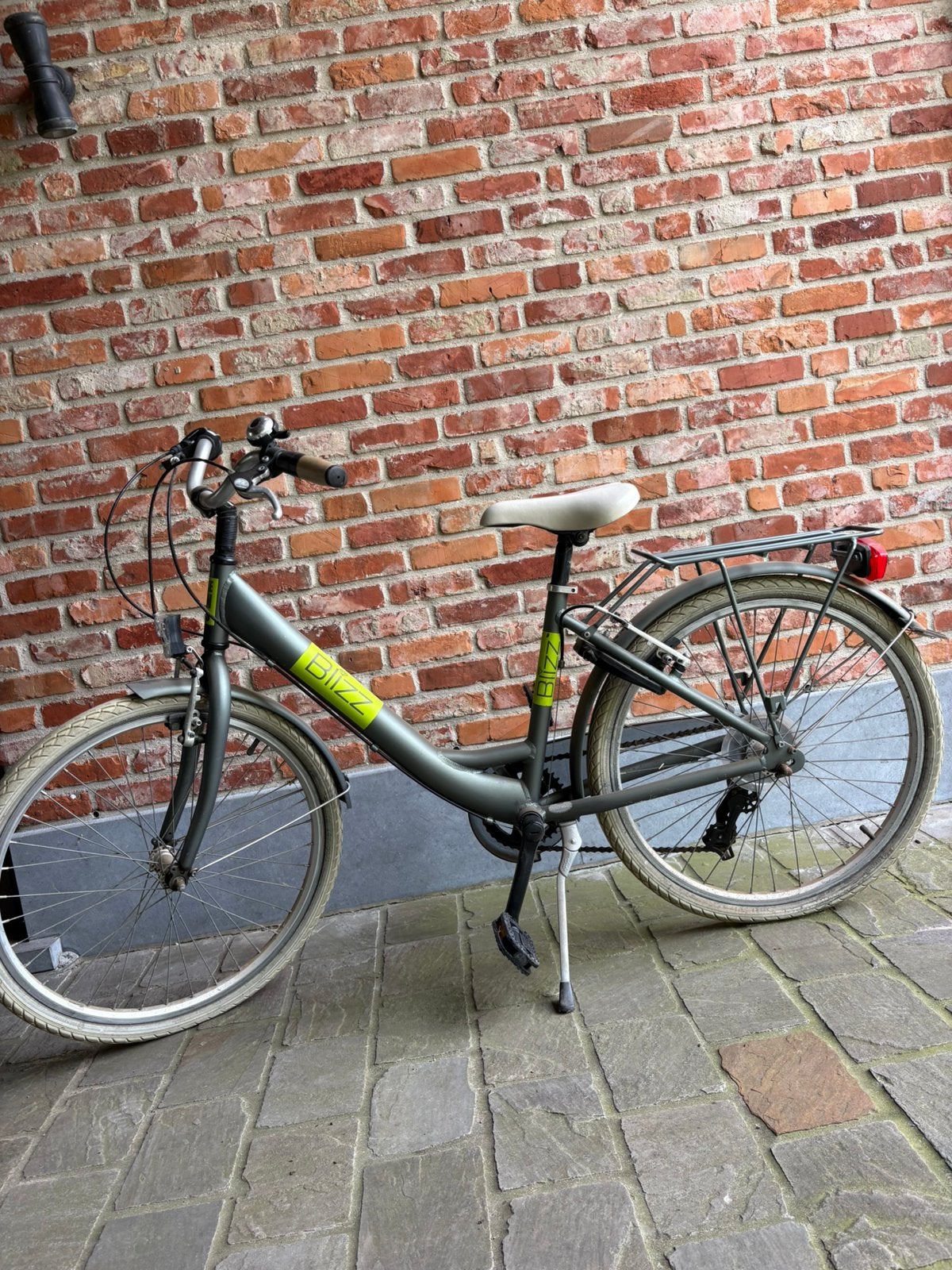 Meisjesfiets, Ophalen, Zo goed als nieuw