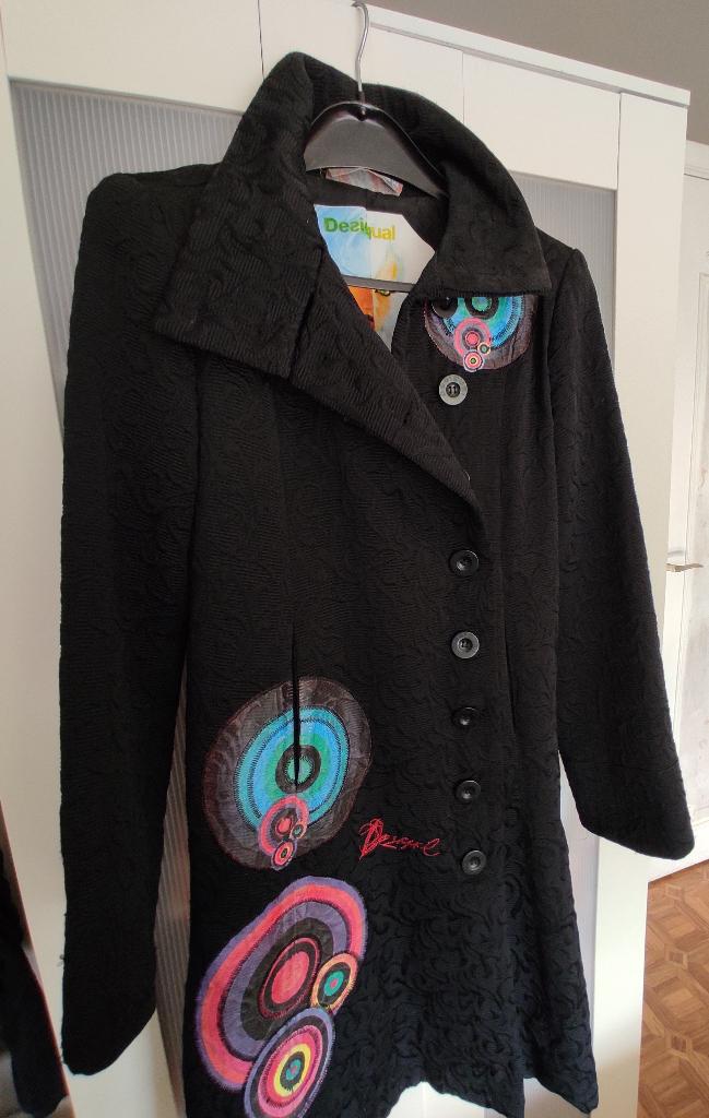 Manteau mi-saison Desigual, Kleding | Dames, Jassen | Winter, Ophalen, Zwart, Maat 42/44 (L), Zo goed als nieuw