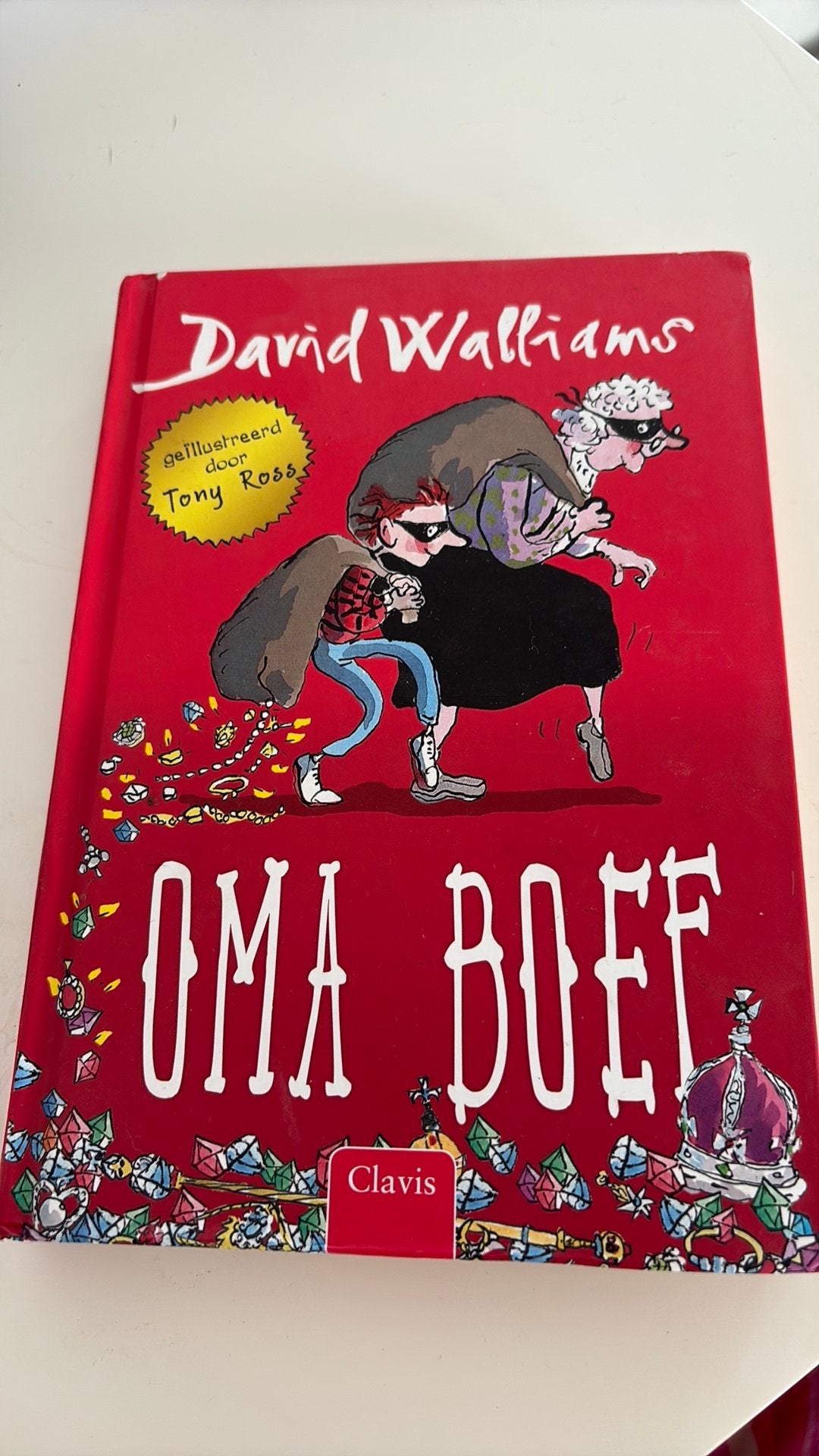 Oma boef - David Walliams, Boeken, Kinderboeken | Jeugd | 10 tot 12 jaar, Ophalen, Zo goed als nieuw