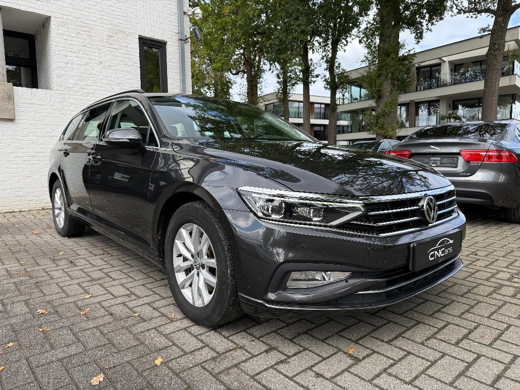 Volkswagen Passat Variant ***Style Business DSG***, Stof, Euro 6, 4 cilinders, https://public.car-pass.be/vhr/cdac96f0-8d32-4293-b213-ceac963468a8
