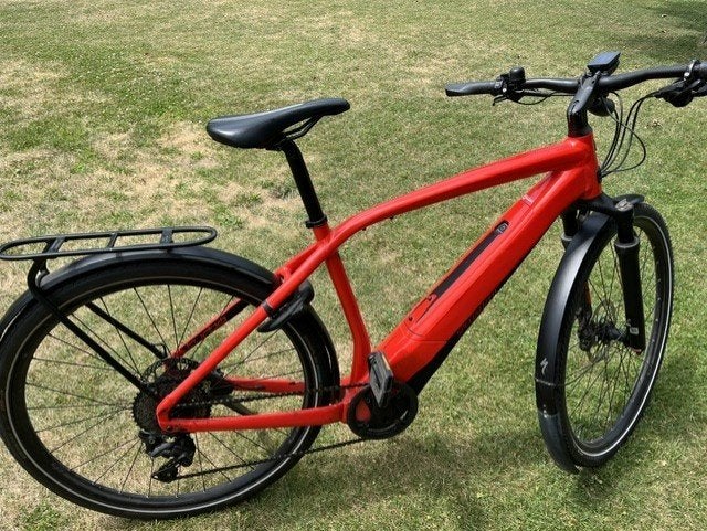 Vélo électrique Specialized Vado pour homme., Vélos & Vélomoteurs, Enlèvement, Comme neuf, 50 km par batterie ou plus, Autres marques