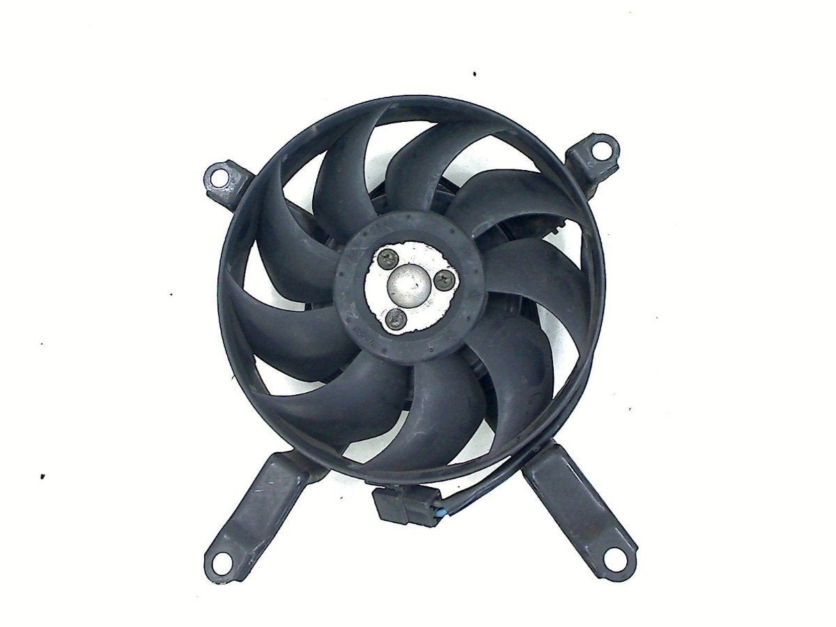 VENTILATOR Yamaha TDM 900 (01-1970/-), Yamaha Motor Europe N.V., Gebruikt, Customersupport@yamaha-motor.co.uk, Koolhovenlaan 101
1119 NC  Schiphol-Rijk, NL
